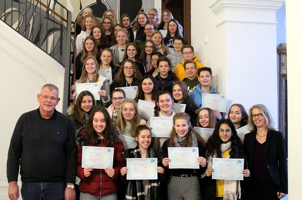 2018 WN Loburg DELF-1