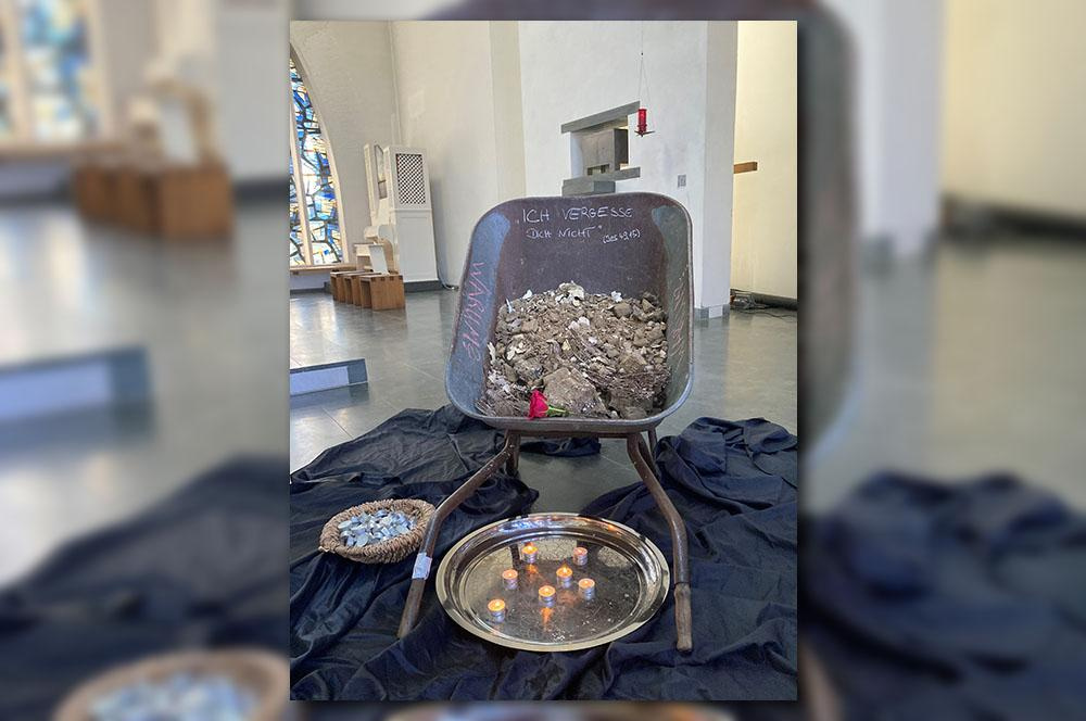 Erdbebengedenkstätte_02