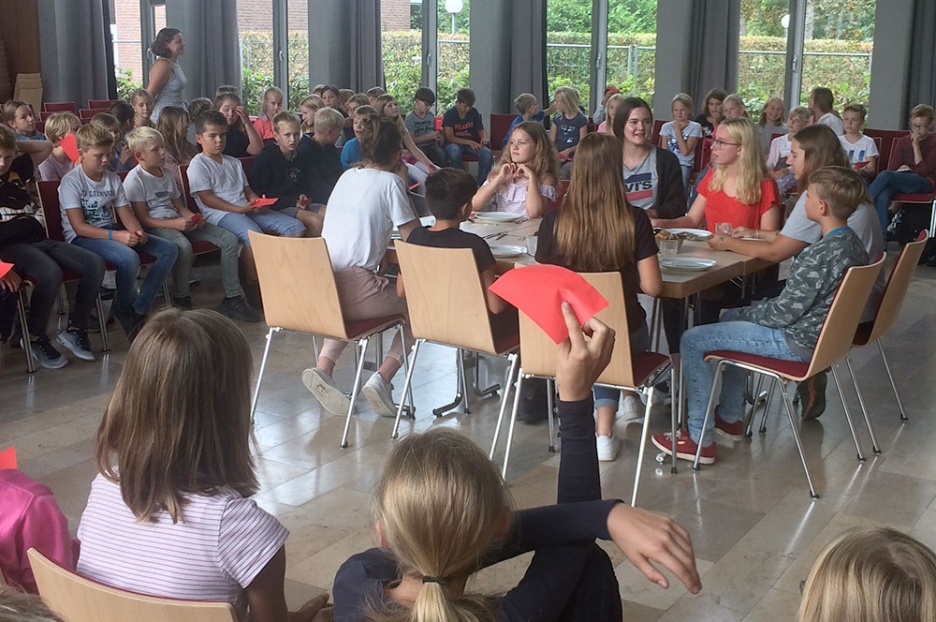 01 Locals_Mittagessen5er