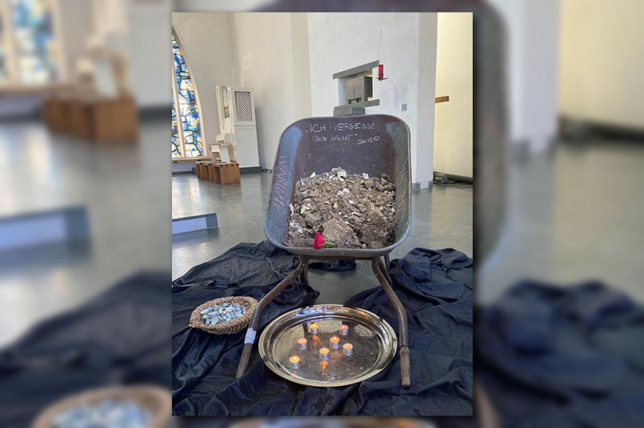 Erdbebengedenkstätte_02